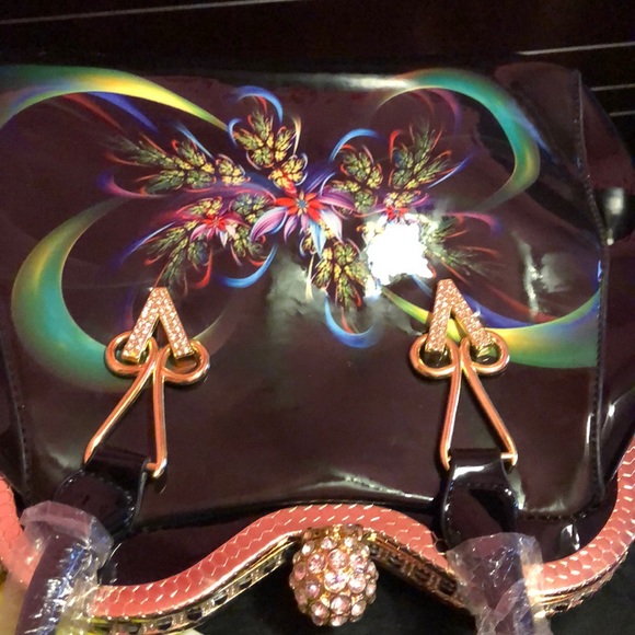 Handbag - Picture 7 of 8